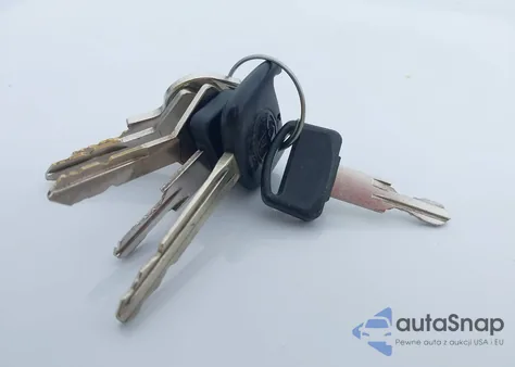 2005 Toyota Tundra z USA, uszkodzony, nr VIN 5TBJU32165S446232